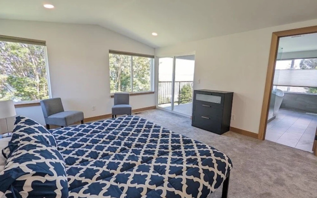 photo 2 of Seattle Vacation Home Alki Beach House