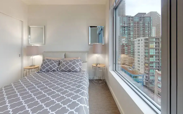 photo 2 of Seattle Waterfront Apartments by Barsala