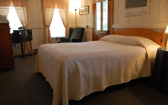 photo 3 of Sebago Lake Lodge and Cottages