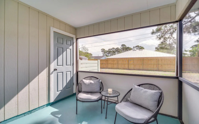 photo 3 of Sebastian Retreat w/ Screened Porch: 6 Mi to Beach