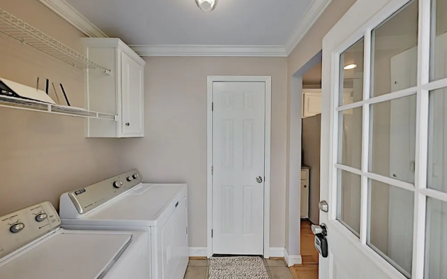 photo 4 of Secluded Escape Near Downtown & Biltmore Fun 3 Bedroom Home