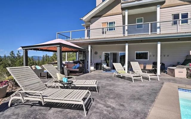 photo 4 of Secluded Home w/ Pool ~ 14 Mi to Coeur D'alene!