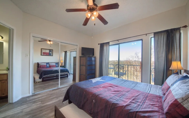 photo 4 of Seele Street River B11 2 Bedroom Condo by RedAwning
