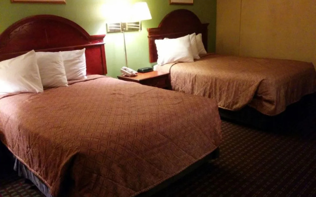 photo 5 of Selma Hotel