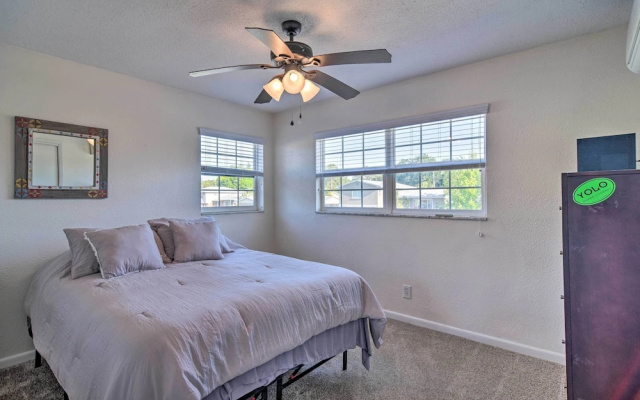 photo 3 of Seminole Home: 1 Mi to Indian Shores Beach!