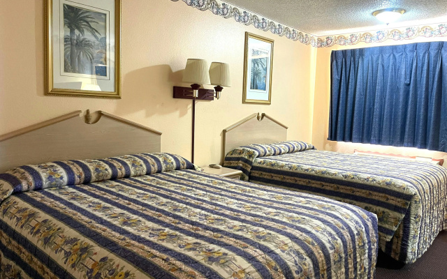 photo 2 of Seminole Inn Near New Mexico Hwy 62