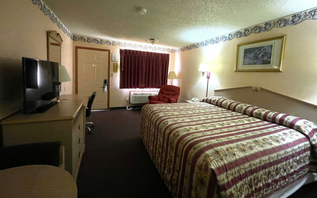 photo 5 of Seminole Inn Near New Mexico Hwy 62