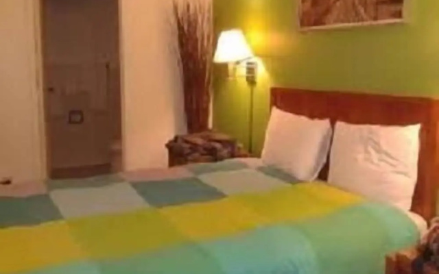 photo 3 of Sequoia Inn