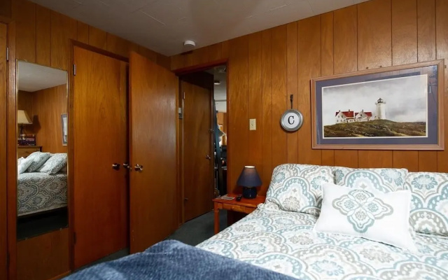photo 2 of Serendipity - 4 Br Home
