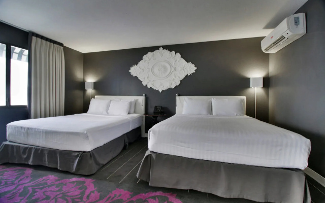 photo 2 of Serene, a Vegas Resort