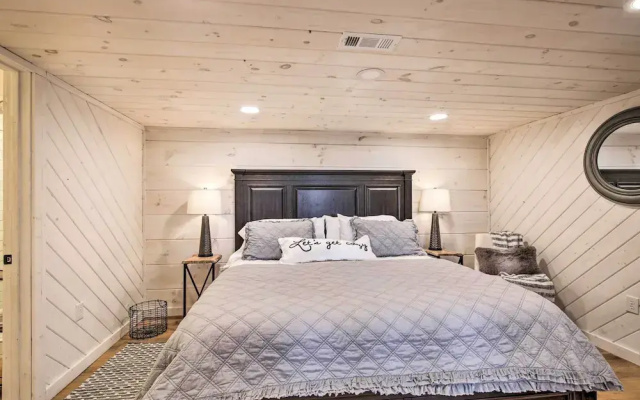 photo 5 of Serene Cabin Getaway w/ 2 Decks + Mountain Views!