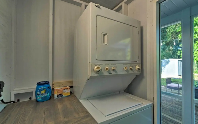 photo 5 of Charming Vacation Rental: Close to Downtown!