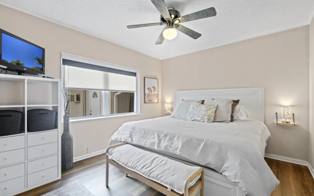 photo 4 of Serene Seaside Escape 1BR Bliss