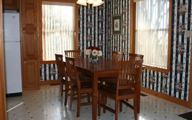 photo 5 of Serenity Hilltop Retreat