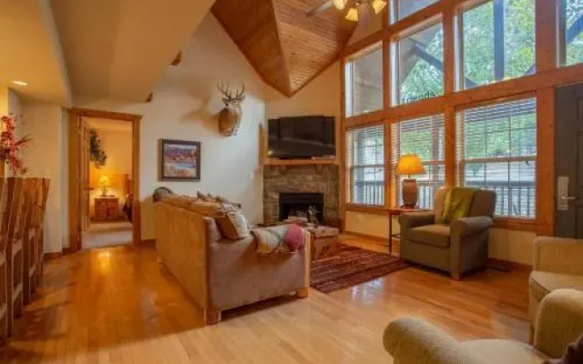 photo 2 of Serenity Lodge Home