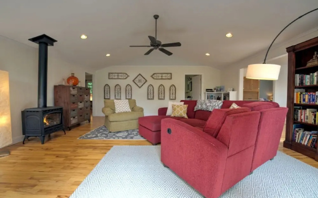 photo 3 of Serenity Now - 3 Br Home