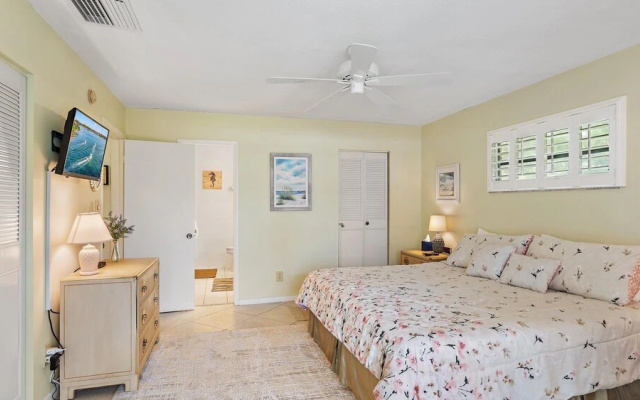 photo 5 of Serenity On Sutton 2 Bedroom Townhouse by RedAwning