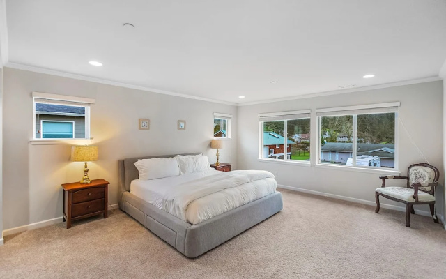 photo 2 of Serenity Shores in Kenmore