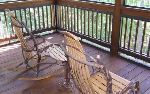 photo 4 of SERENITY WOODS Apartment 3 NEVAEH CABIN RENTALS