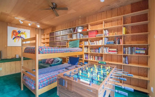 photo 5 of Serventi 3 Bedroom Holiday Home By Tahoe Truckee