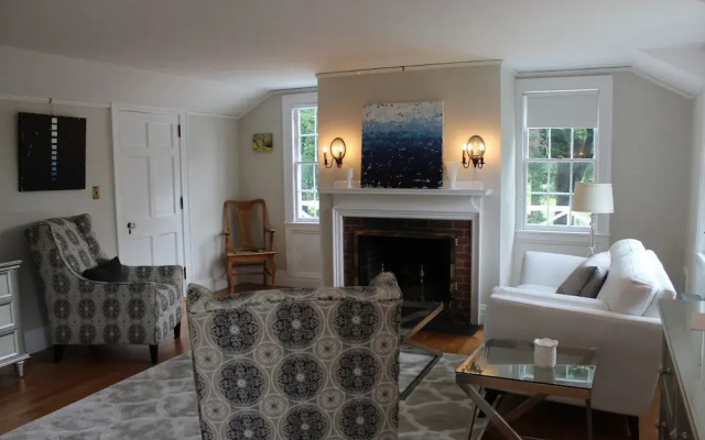 photo 2 of Seth Cheney House