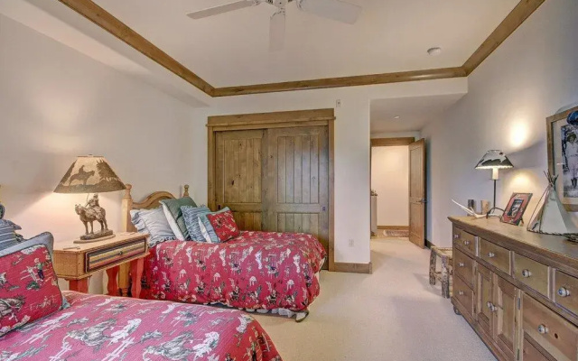 photo 4 of Settler'S Lodge 204