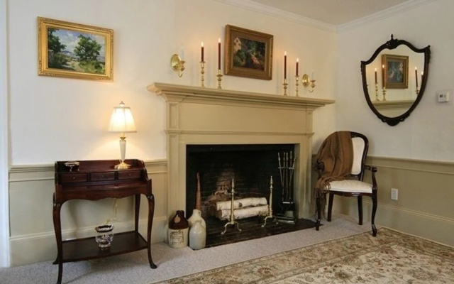 photo 3 of Seven South Street Inn