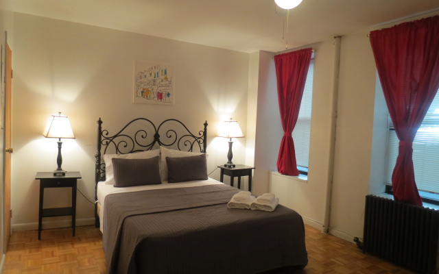photo 3 of Seventh Avenue Deluxe Apartments