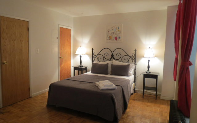 photo 4 of Seventh Avenue Deluxe Apartments