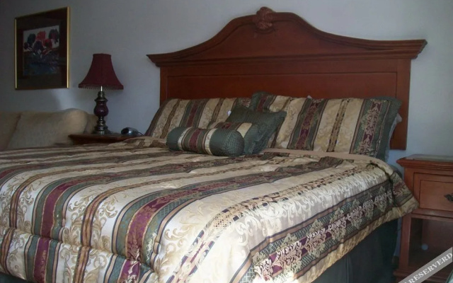 photo 3 of Shady Acre Motel