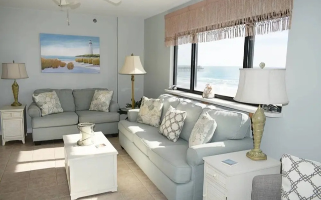 photo 5 of Shalimar 3b 2 Bedroom Condo by RedAwning