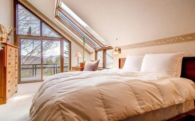 photo 4 of Shangri La Houses at Pittsfield with Mountain View