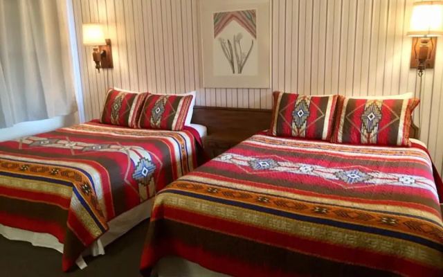 photo 4 of Sharon Motel