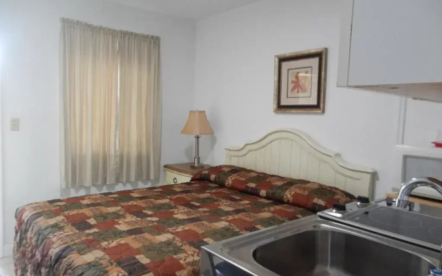 photo 5 of Shell Motel
