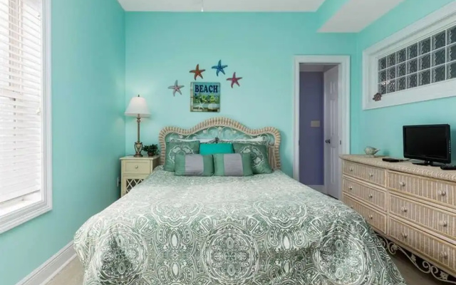 photo 3 of Shells West by Meyer Vacation Rentals