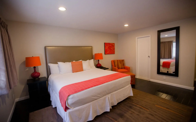 photo 3 of Shelter Hotel Los Angeles
