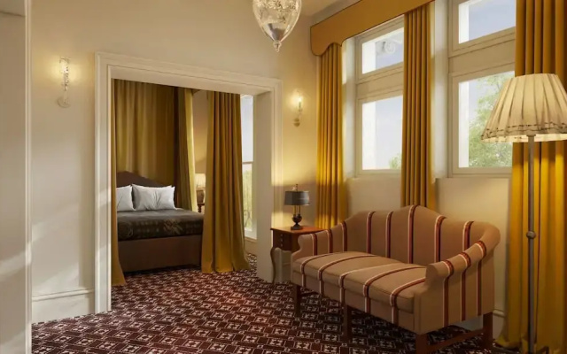 photo 3 of Shenandoah Mansions, an Ash Hotel
