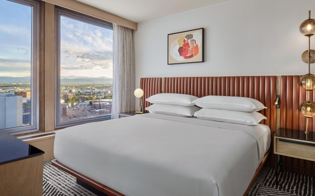 photo 4 of Sheraton Denver Downtown Hotel