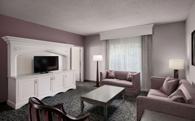 photo 4 of Anaheim Majestic Garden Hotel