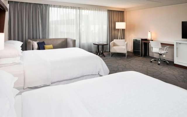 photo 3 of Sheraton Bloomington Hotel