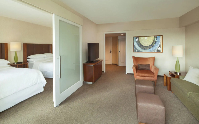 photo 3 of Sheraton Boston Hotel