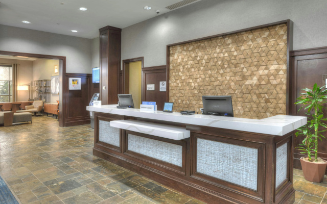 photo 2 of Sheraton Baltimore Washington Airport Hotel - BWI