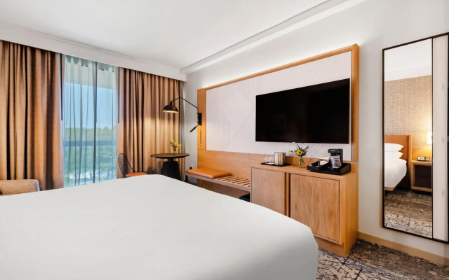 photo 4 of Sheraton Chapel Hill Hotel