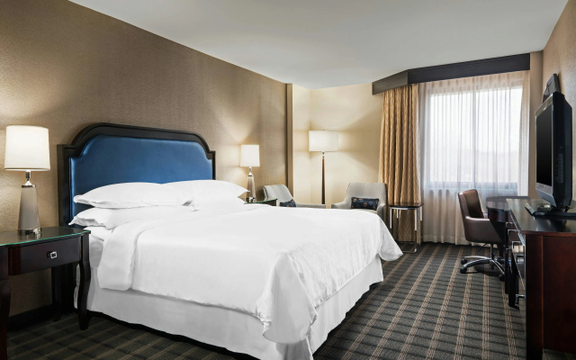 photo 5 of Sheraton Charlotte Airport Hotel