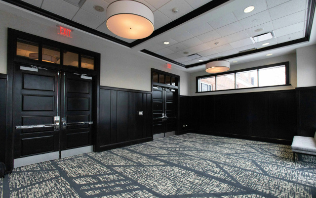 photo 2 of Sheraton Chicago Northbrook Hotel