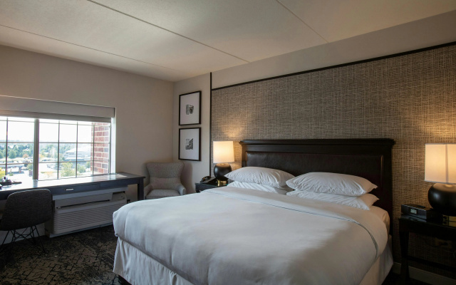 photo 3 of Sheraton Chicago Northbrook Hotel
