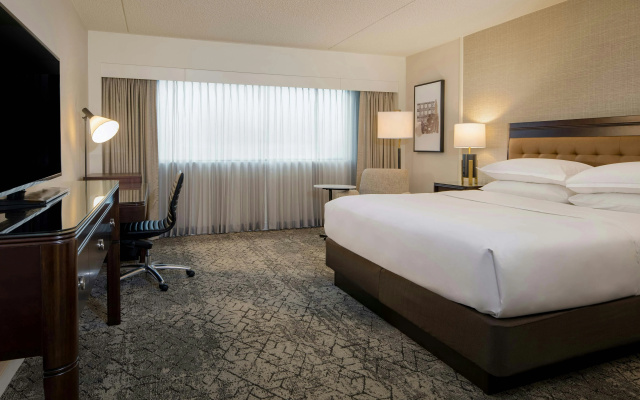 photo 3 of Sheraton Detroit Metro Airport