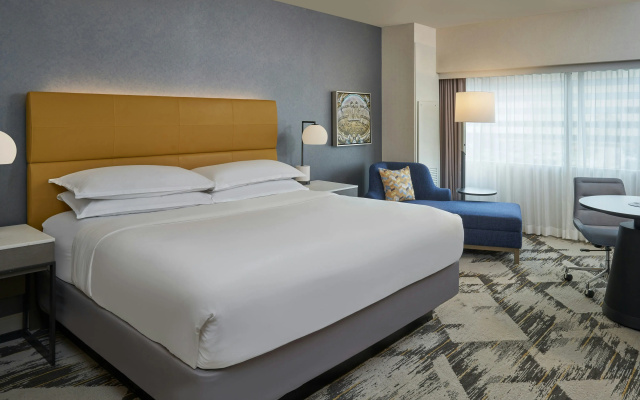 photo 3 of Sheraton Detroit Novi Hotel