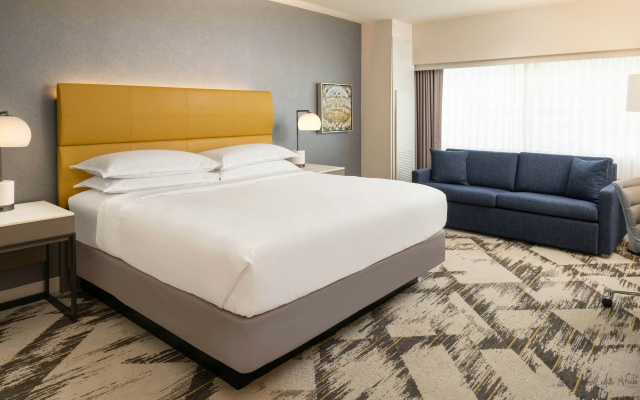 photo 4 of Sheraton Detroit Novi Hotel