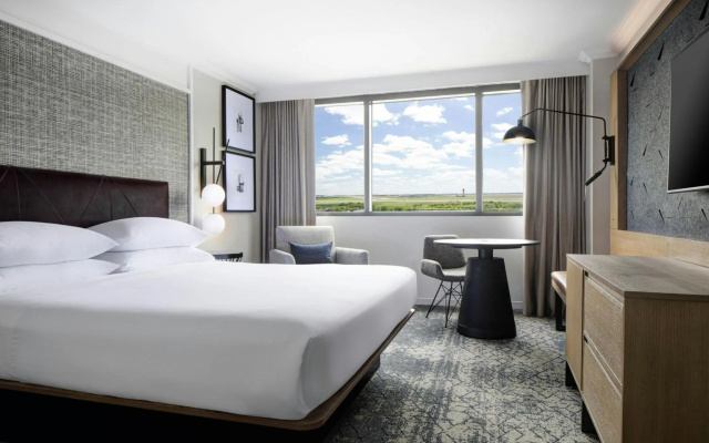 photo 5 of Sheraton DFW Airport Hotel